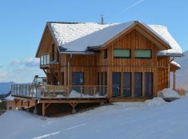 Komfortables Ferienhaus im Ski- und Wandergebiet Klippitztörl، فندق في فولفسبورغ