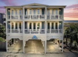 Most Beautiful Oceanfront House in Holden Beach!, hotel com acessibilidade em Holden Beach