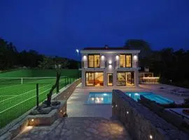 Villa Sokol with tennis court, heating pool, gym and sauna