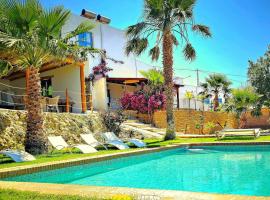 B&B La Nava Suites, pet-friendly hotel in Mojácar