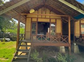 Riung Inn Cottage, tradicionalna kućica u gradu 'Boras'