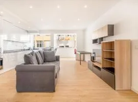GuestReady - Grey pearl in Queluz