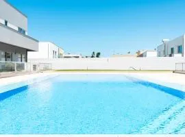 Porto Sea Front Apartment