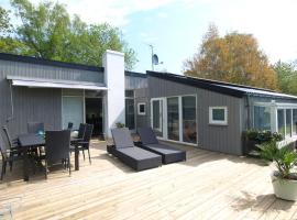 Holiday Home Maritha - all inclusive - 400m from the sea by Interhome, cottage di Neksø