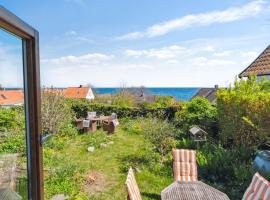 Holiday Home Santuzza - all inclusive - 100m from the sea by Interhome, hytte i Svaneke