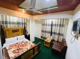 Blue Sky Hotel & Restaurant