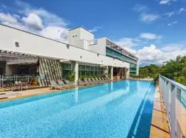 Estelar Villavicencio Hotel & Centro De Convenciones、にあるラ・バンガルディア空港 - VVCの周辺ホテル