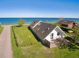 Holiday Home Jolanta - 20m from the sea by Interhome