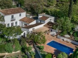 Secret Boutique Bracha