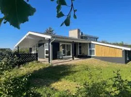 Holiday Home Hansen - 600m from the sea by Interhome