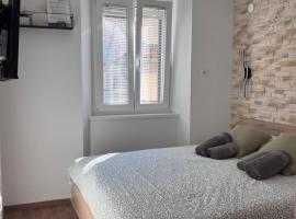 Olea Rooms Piran Old Town, готель у Пірані