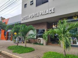 Hotel Pepita Palace, מלון בסינופ