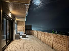 Mitford The N I C E Condo, apartamento en Morgans Bay
