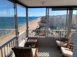 A modern House with Perfect Views, hotel em Mareny Blau