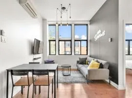 M11 The Simpsons Suite 3BR in The Heart of MTL