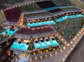 Ftelia Black Villas