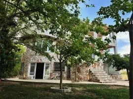 Mulberry house Nea makri