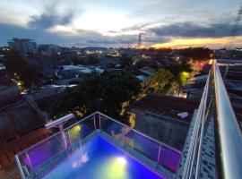 Denis House – hotel w mieście Iquitos