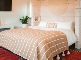 Funboard Room includes King Bed and Mini Kitchenette, levný hotel v destinaci Stinson Beach