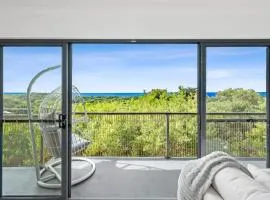 Seafarers Horizon oceanfront retreat