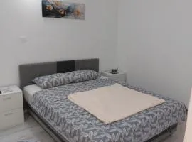 Rooms By the way M17