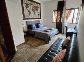 Blue Eagle Guesthouse - Casa de hospedes, ubytování v soukromí v destinaci Santa Maria