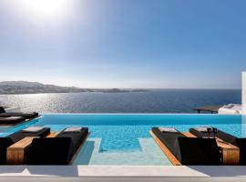 Dazzling Mykonos Villa | Villa Lvellie | 6 Bedrooms | Unique Aegean Sea Views | Private Infinity Pool | Two Private Jacuzzis | Psarou Beach, villa i Psarou