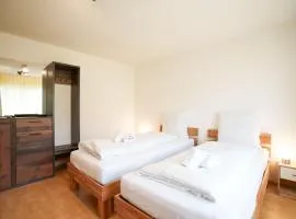 Haus Gmür Privatzimmer Erdgeschoss - mit Gemeinschaftsbereichen