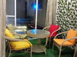 Soni & Avi Home, vie&scaron;butis su sūkurinėmis voniomis mieste Igatpuris