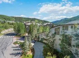 Luxury 3 Bedroom Condo In The Heart Of Bc Village