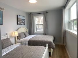 One bedroom with two beds suite, flat in Niagara Falls