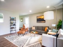 Lake Erie Breeze Your Restful Vermilion Hideaway