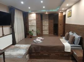 КръчмЪ при Байката Alpin, hotell i Ribaritsa