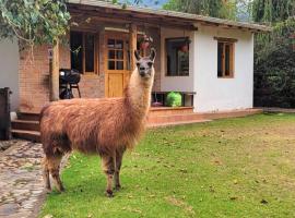 Minicasas Romntica Al Pie Del Volcn, holiday home sa Otavalo