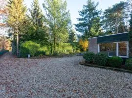 Romantic Bungalow in Mook