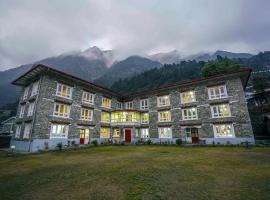 Everest Summit Lodges, Lukla, hotel Tenying-Hillary repülőtér - LUA környékén Chaunrikharka városában