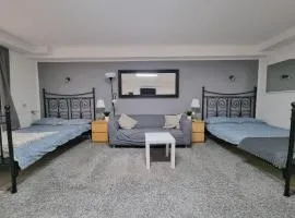 Schicke Gästewohnung Düsseldorf Neuss Köln