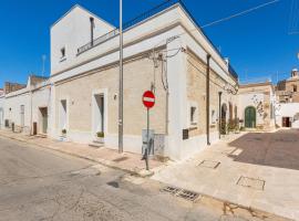 La Piccola Corte by BarbarHouse, hotel v destinaci Maruggio