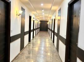 JB Residency !! Top Rated & Most Awarded Property in Tricity !!, hotel u gradu 'Chandīgarh'