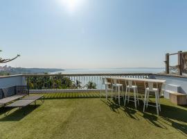 Rosastays Goa Bardez - A Four Bedroom Private Villa in Dona Paula, hotel v destinaci Marmagao