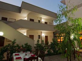 La Tana del Lupo, hotel v destinaci Monteiasi