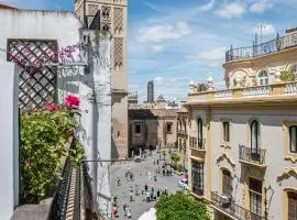 Duplex Luxury Giralda with terrace