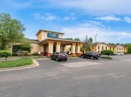 Clarion Inn & Suites Indianapolis Northwest