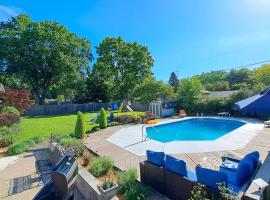 Drift Away Den، فندق في ستيفنزفيل