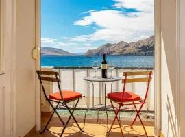 Apartment Nora by the Beach