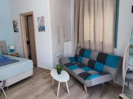 MODERN ACCOMMODATION 2 IN THE CENTER OF SKIATHOs