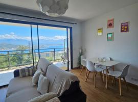 Appartement terrasse spacieuse, vue mer & clim, feriebolig ved stranden i Ajaccio