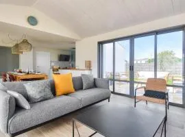 maison neuve- 6 adultes & 4 enfants - 350m plage