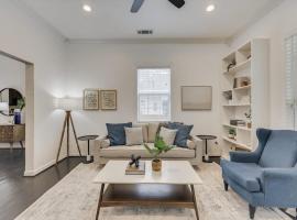 Newly Renovated Bishop Arts Home, hytte i Dallas