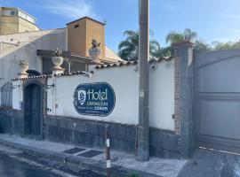 Hotel Capomulini 3 Stelle, hotell i Acireale